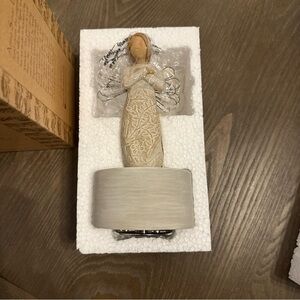 New Willow Tree Demdaco‎ Rememberance Musical Figure #27165
